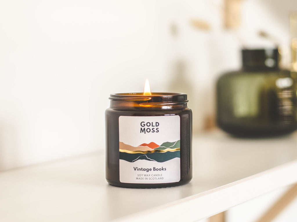Vintage Books soy wax candle by Gold Moss. Hand poured in the Scottish Highlands. Gift for book-lovers.