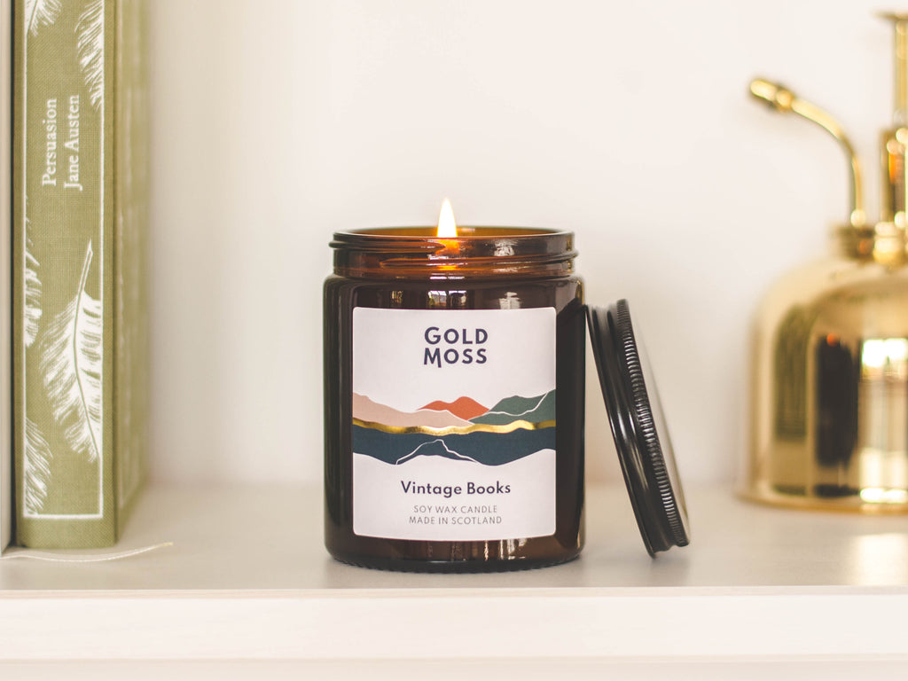 Vintage Books soy wax candle by Gold Moss. Hand poured in the Scottish Highlands. Gift for book-lovers.